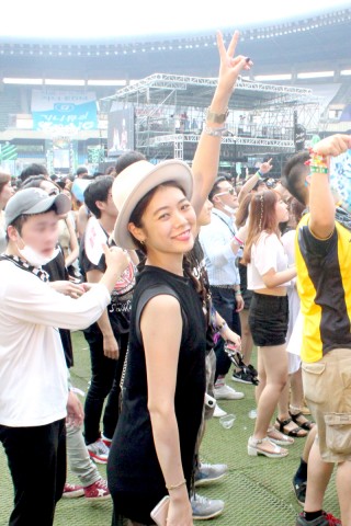 ELLE girl�̃L�����[�^�[�Ƃ��Ċ��􂷂�����ޖ킳��