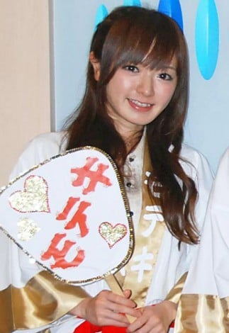 fweLxPR̂߃IRɗЂer̍삠 (C)ORICON DD inc.