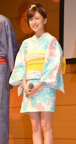 �~�j�X�J���ߎp�œo�ꂵ���^��b���؁w�݂�ȁI�G�X�p�[����I�x