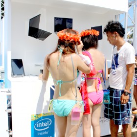 �uLAVIE Hybrid ZERO�v�Œ��I���y���ޗ����