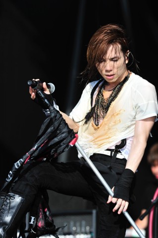 Acid Black Cherry ファン感謝イベントで10万人が熱狂 Oricon News