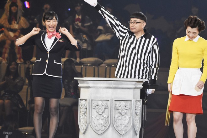 AKB48�O���[�v�w��6�񂶂�񂯂���x���c�ޓ߁iAKB48 Team K�j�A�c���������iAKB48 Team B�j