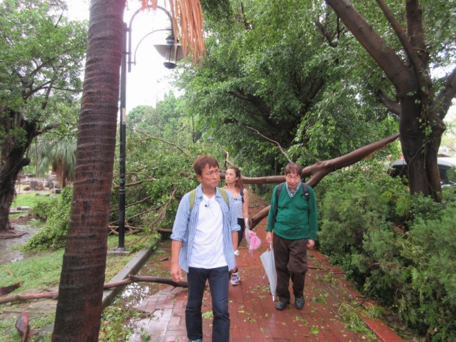 �s��������΂�����I�H��p�ł́g�H���o�X�h���̗l�q�iC�j2015�u���[�J���H���o�X���p���̗��@THE MOVIE�v����ψ���