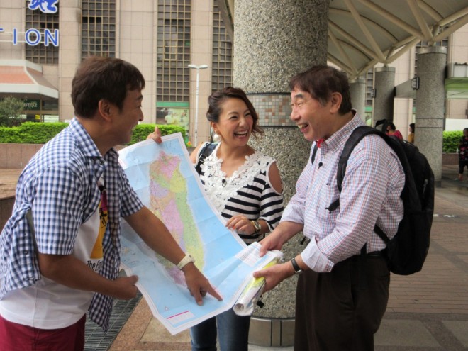 �s��������΂�����I�H��p�ł́g�H���o�X�h���̗l�q�iC�j2015�u���[�J���H���o�X���p���̗��@THE MOVIE�v����ψ���