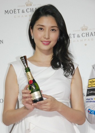 �wMOET PARTY DAY TOKYO�x�I�[�v�j���O�Z�����j�[�ɓo�ꂵ�����{�}�i�~