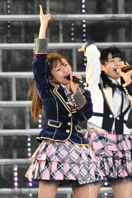 AKB48 ݂ȂݑƃRT[gwj ݂ȂݑƁg148.5cm̌hx^w1AKB48O[v΍R̍x