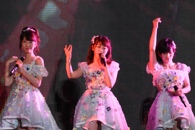 AKB48 ݂ȂݑƃRT[gwj ݂ȂݑƁg148.5cm̌hx^w1AKB48O[v΍R̍x