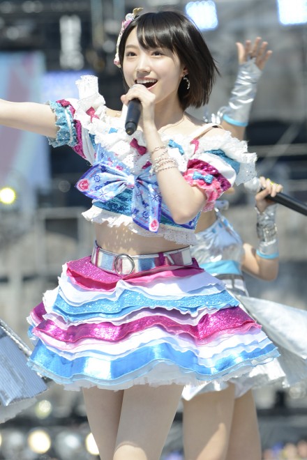 AKB48 ݂ȂݑƃRT[gwj ݂ȂݑƁg148.5cm̌hx^w1AKB48O[v΍R̍x