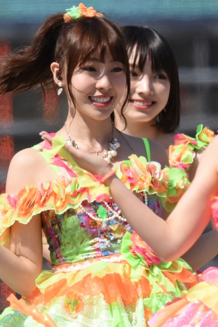 AKB48 ݂ȂݑƃRT[gwj ݂ȂݑƁg148.5cm̌hx^w1AKB48O[v΍R̍x