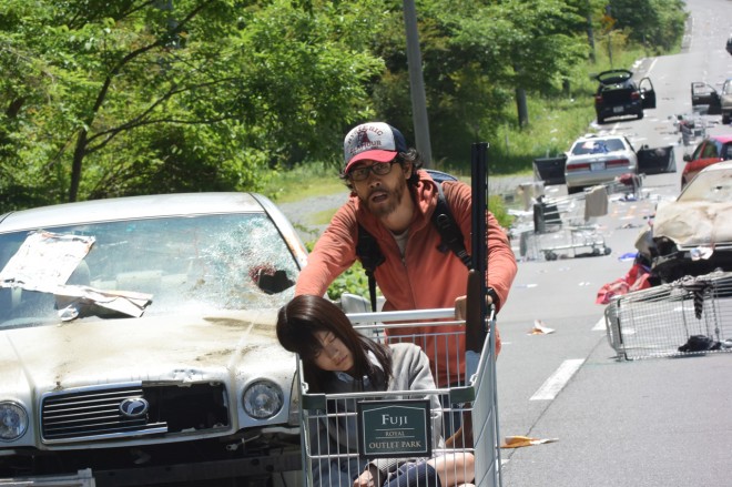 �����J�b�g(C)�f��u�A�C�A���A�q�[���[�v����ψ��� (C)�ԑ򌒌�^���w��