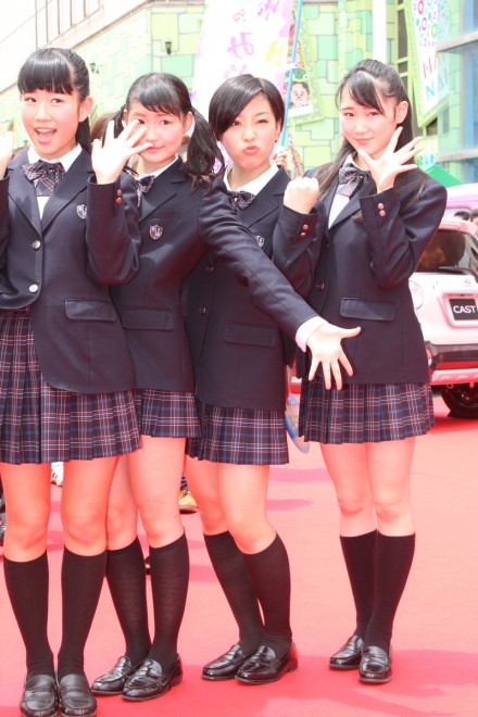 8񉫓ꍑۉfՂōsꂽߔeEےʂ背bhJ[ybgCxg̗lq