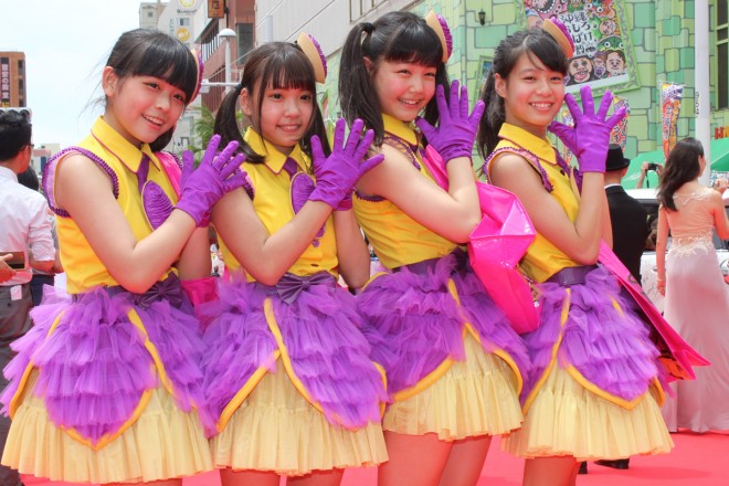 8񉫓ꍑۉfՂōsꂽߔeEےʂ背bhJ[ybgCxg̗lq