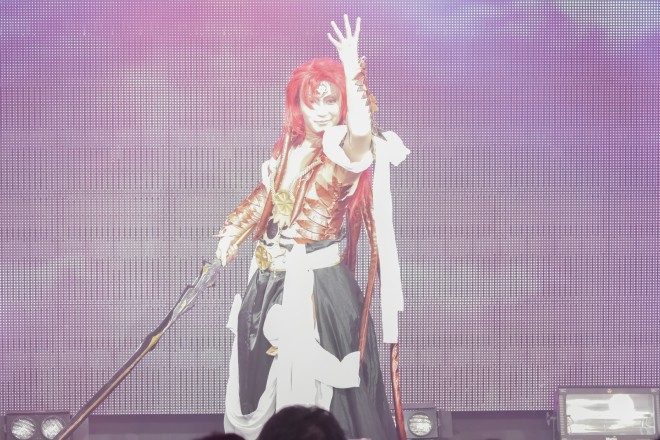 �y���E�R�X�v���T�~�b�g2016�唭�\��z�R�X�v���C���[�@����q����