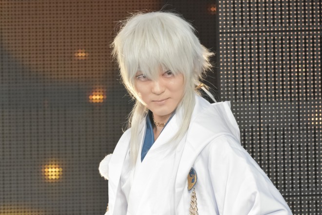 �y���E�R�X�v���T�~�b�g2016�唭�\��z�R�X�v���C���[