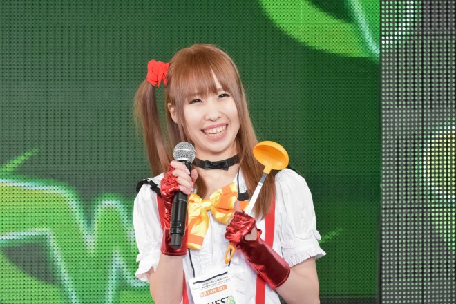 �y���E�R�X�v���T�~�b�g2016�唭�\��z�R�X�v���C���[