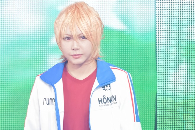 �y���E�R�X�v���T�~�b�g2016�唭�\��z�R�X�v���C���[ from �A�����J�@�J�i����