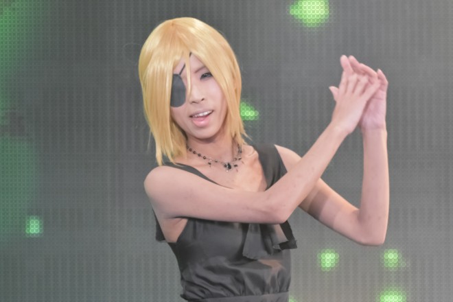 �y���E�R�X�v���T�~�b�g2016�唭�\��z�R�X�v���C���[