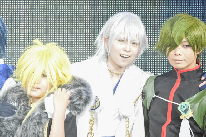 �y���E�R�X�v���T�~�b�g2016�唭�\��z�R�X�v���C���[