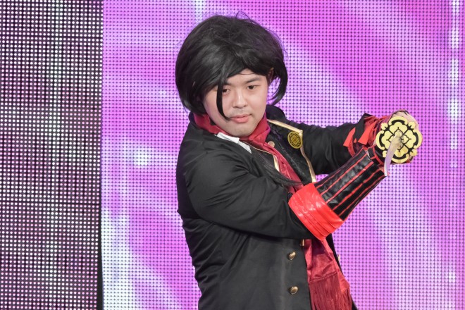 �y���E�R�X�v���T�~�b�g2016�唭�\��z�R�X�v���C���[