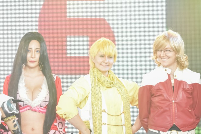 �y���E�R�X�v���T�~�b�g2016�唭�\��z�R�X�v���C���[