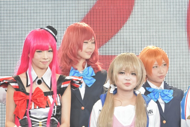 �y���E�R�X�v���T�~�b�g2016�唭�\��z�R�X�v���C���[