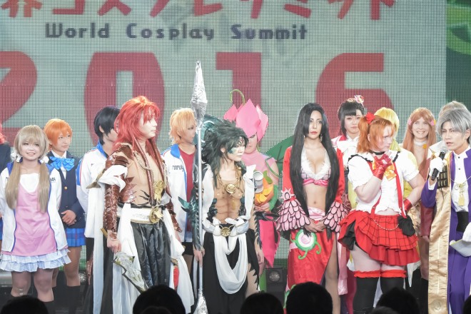 �y���E�R�X�v���T�~�b�g2016�唭�\��z�R�X�v���C���[