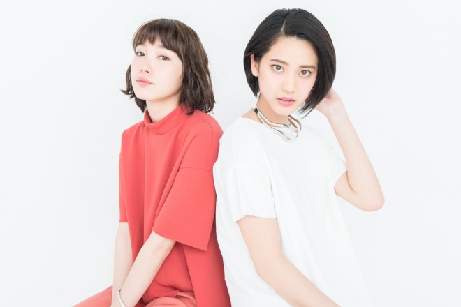 飯豊まりえ 山崎紘菜インタビュー 若手新鋭女優の近すぎる距離感 抱きしめられて生まれた感情 Oricon News