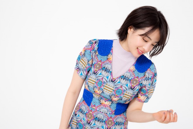 �L�������C���^�r���[�B�艺�낵�J�b�g�i�ʐ^�F���m�����i�j