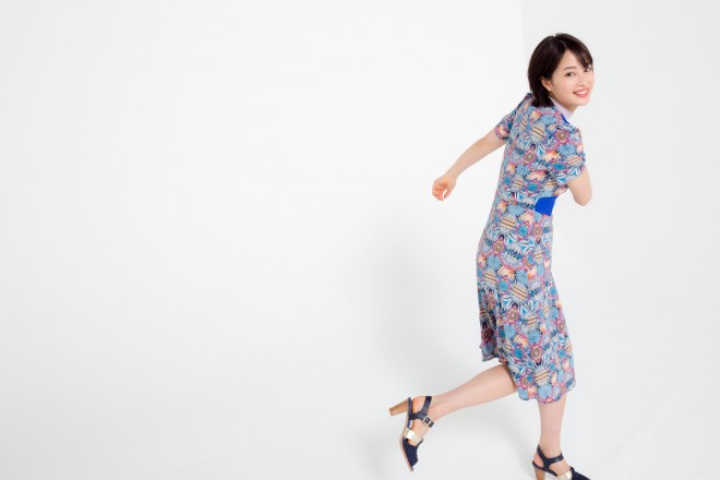 �L�������C���^�r���[�B�艺�낵�J�b�g�i�ʐ^�F���m�����i�j