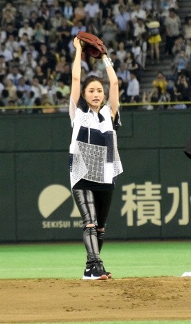 g}TJ@hIċ𕦂ΌƂ=wTg[ h[}b` 2015x̎n