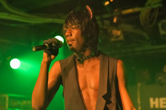 yCOSLIVEzRXvC[ WW @nakanojojo