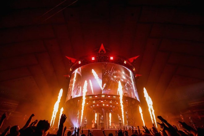 wBABYMETAL WORLD TOUR 2016 LEGEND-METAL RESISTANCE-x