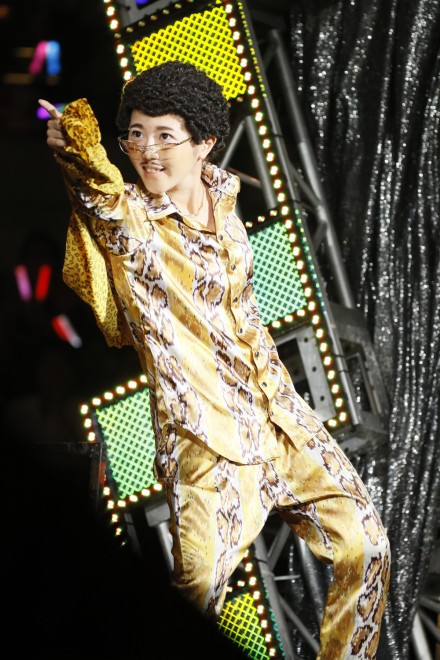 AKB48�O���[�v�w��7�񂶂�񂯂���x�̗l�q