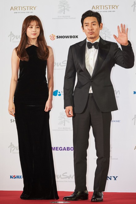 �J�����̎i��҂𖱂߂��i�����j�n���E �q���W���ƃ\���E�M�����O