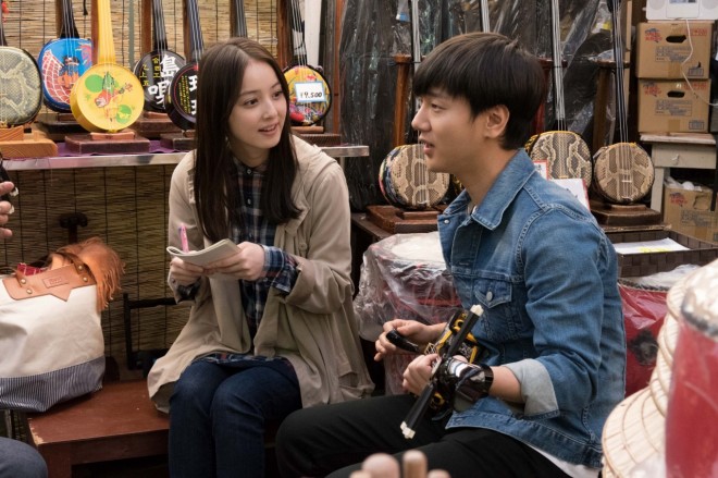 Superjunior イェソン 照れまくる いきなり先生になったボクが彼女に恋をした 撮影現場メイキング映像 Oricon News