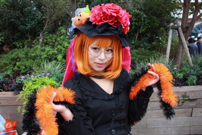 �w�r�܃n���E�B���R�X�v���t�F�X2016�x�i2���ځj �R�X�v���C���[ ���Ƃ͂邳�� @ruka_h