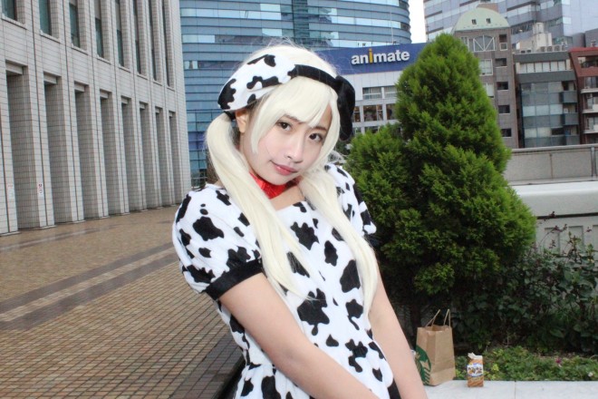 �w�r�܃n���E�B���R�X�v���t�F�X2016�x�i2���ځj �R�X�v���C���[ �J�����ނ��� @chaso_0530