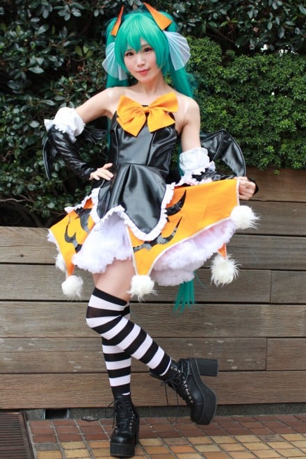 �w�r�܃n���E�B���R�X�v���t�F�X2016�x�i1���ځj �R�X�v���C���[ �q�₭��邳�� @kururu_45