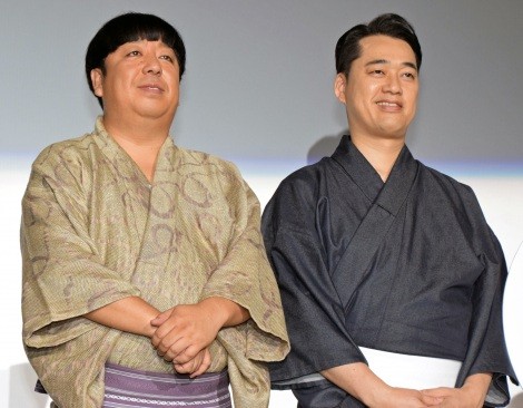 3�N�A���Łw�g���E���g�[�N�`�����l���x�̎i��𖱂߂�o�i�i�}��(������)�����E�I�A�݊y�� (C)ORICON NewS inc.