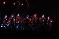 EXO（左から）レイ、ベクヒョン、ディオ、カイ、セフン、シウミン、チェン、スホ