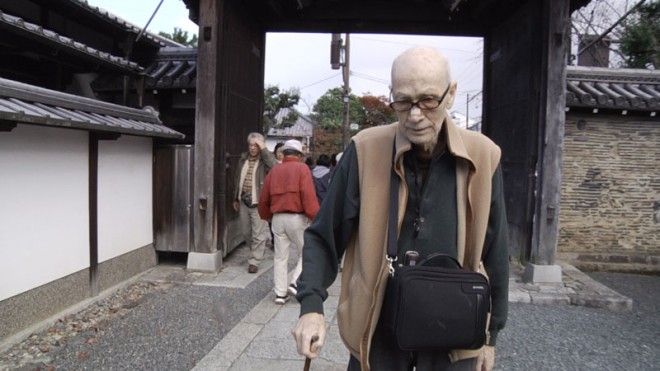 �E�G���c�l�m�@�f��w�T�ƍ��x�C���^�r���[