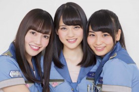 指原莉乃 あの頃がいっぱい 水着サプライズ 直筆サイン ブロマイド&カード レア 画像・写真 | 指原莉乃プロデュース「=LOVE」、『ヤンマガ』初登場で初