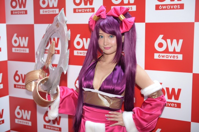 u6wavesvu[XɂāAQ[uOṽLN^[̃RXvœoꂵԉH