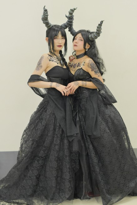 wr܃nEBRXvtFX2017xRXvC[E񂳂 / Pq<br>iIWij