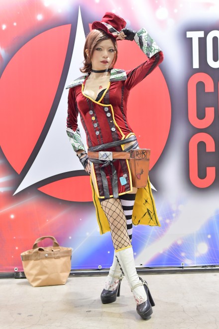 wR~R2017xRXvC[EށX񂳂<br>iMad Moxxij