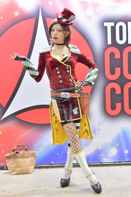 wR~R2017xRXvC[EށX񂳂<br>iMad Moxxij