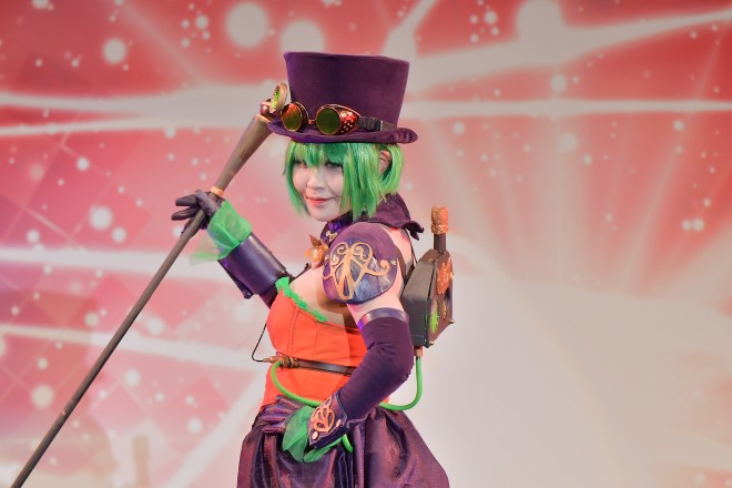 wR~R2017xɂĊJÂꂽwTOKYO COMIC CON COSPLAY FASHIONSHOW 2017x̖͗l