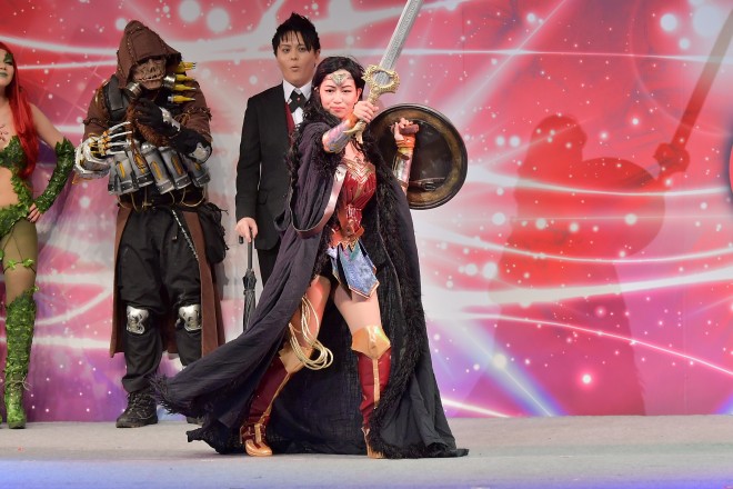 wR~R2017xɂĊJÂꂽwTOKYO COMIC CON COSPLAY FASHIONSHOW 2017x̖͗l