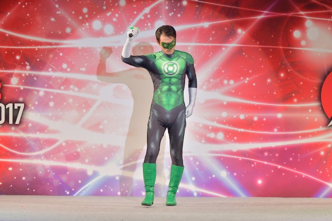 wR~R2017xɂĊJÂꂽwTOKYO COMIC CON COSPLAY FASHIONSHOW 2017x̖͗l