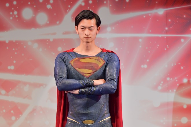 wR~R2017xɂĊJÂꂽwTOKYO COMIC CON COSPLAY FASHIONSHOW 2017x̖͗l